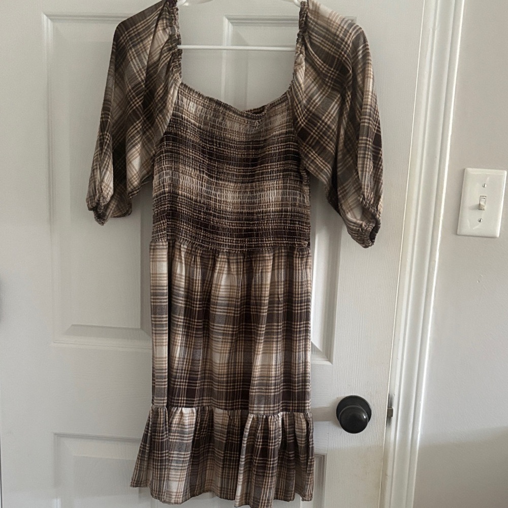 Elegant Plaid Midi Dress in Brown